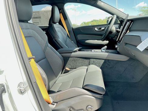 New 2026 Volvo XC60 T8 Polestar image 27