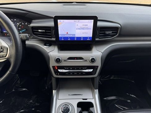 Certified 2023 Ford Explorer XLT w/ Equipment Group 202A image 2