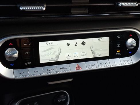 Certified 2023 Genesis GV60 Advanced AWD/4WD image 20