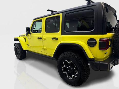 Used 2023 Jeep Wrangler Unlimited Rubicon 4xe w/ Cold Weather Group AWD/4WD image 14