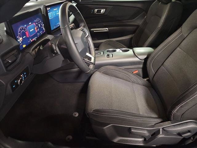 Used 2024 Ford Mustang Coupe RWD image 13