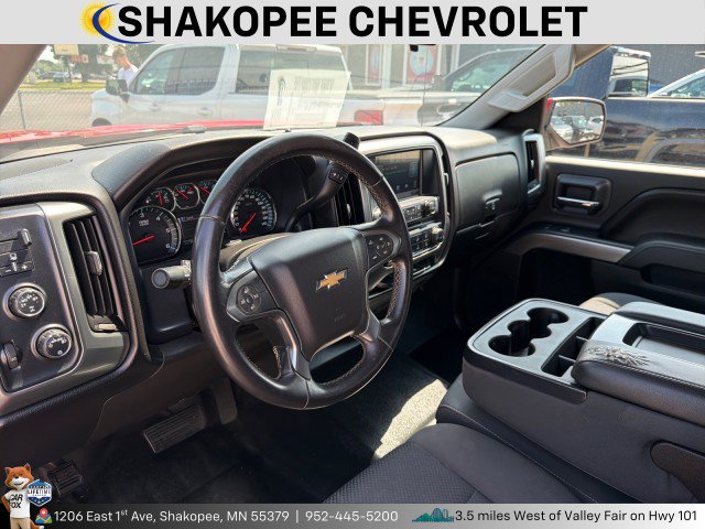 Used 2016 Chevrolet Silverado 1500 LT w/ Trailering Package AWD/4WD image 4