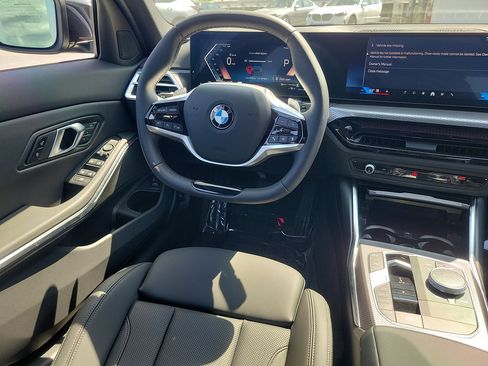Used 2026 BMW 330i xDrive Sedan w/ Convenience Package AWD/4WD image 12
