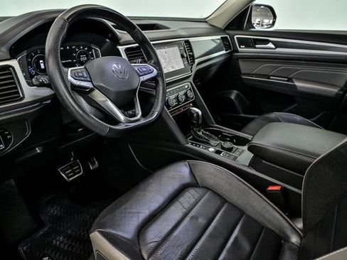 Certified 2023 Volkswagen Atlas SEL Premium image 11