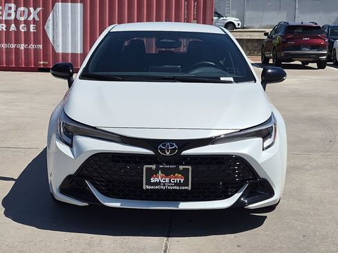 Used 2026 Toyota Corolla SE FWD image 9