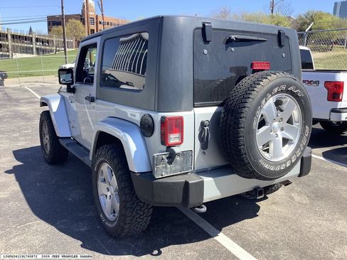 Used 2009 Jeep Wrangler Sahara w/ Trailer Tow Group AWD/4WD image 5