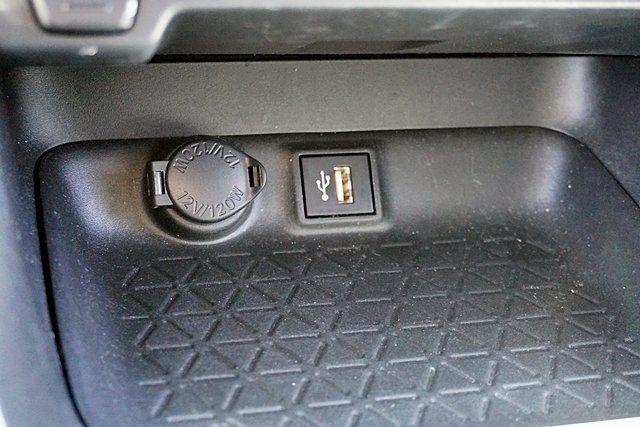 Used 2024 Toyota RAV4 LE AWD/4WD image 39