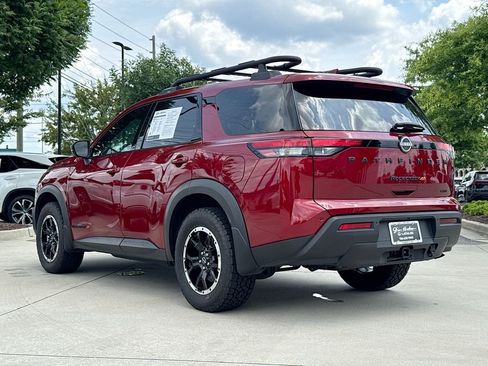 Used 2025 Nissan Pathfinder Rock Creek AWD/4WD image 6