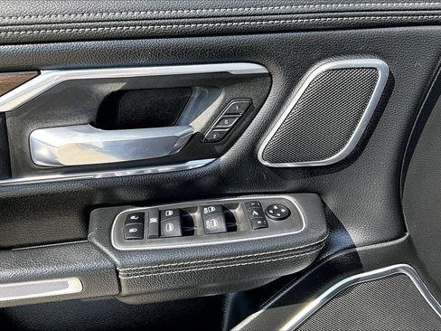 Used 2022 RAM 1500 Laramie AWD/4WD image 38