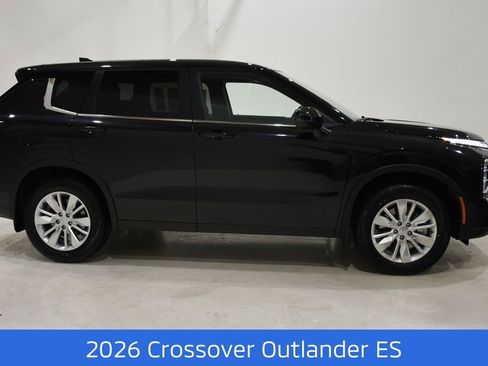 New 2026 Mitsubishi Outlander ES image 3