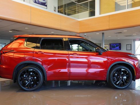 New 2026 Nissan Rogue Platinum image 4