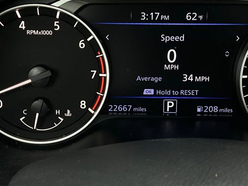 Used 2025 Nissan Altima 2.5 SV image 37