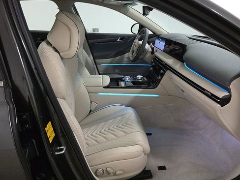 Used 2025 Genesis G80 2.5T Sport Prestige image 10