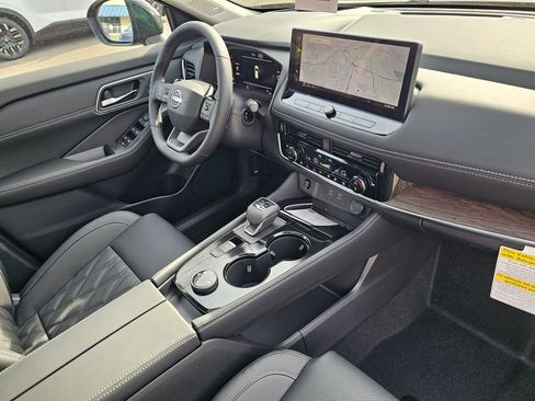 New 2026 Nissan Rogue Platinum AWD/4WD image 28