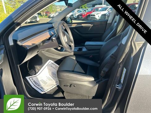 Used 2023 Tesla Model Y Long Range AWD/4WD image 24