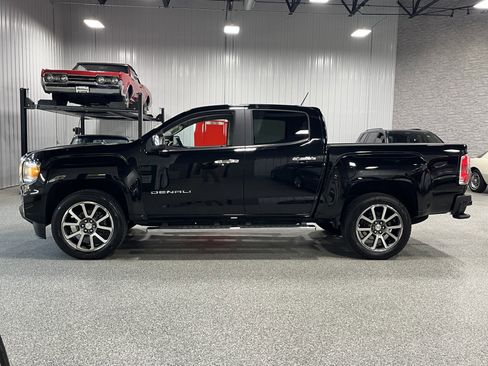 Certified 2021 GMC Canyon Denali AWD/4WD image 2