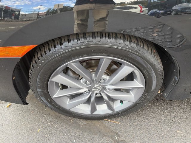 Used 2019 Honda Civic EX image 10