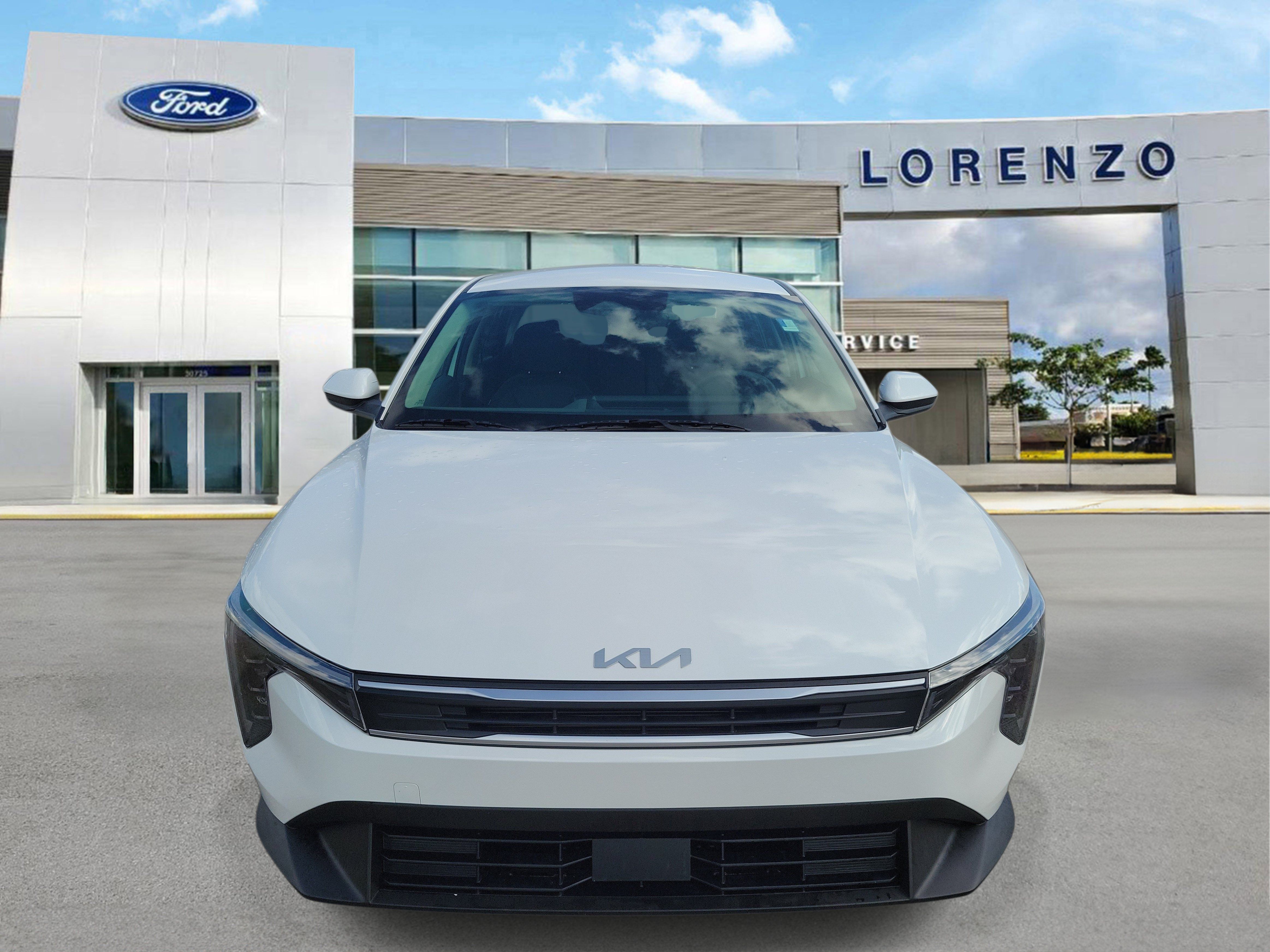 Used 2025 Kia K4 FWD image 2