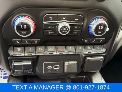 Used 2022 GMC Sierra 3500 Denali w/ Denali Ultimate Package AWD/4WD image 28