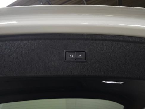 Used 2020 Audi SQ5 Prestige w/ Prestige Package AWD/4WD image 10