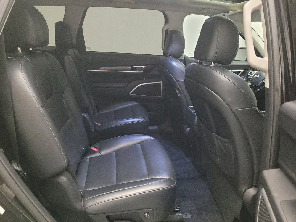 Used 2021 Kia Telluride S FWD image 19