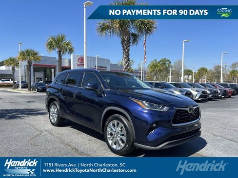 Used 2023 Toyota Highlander Limited image 1