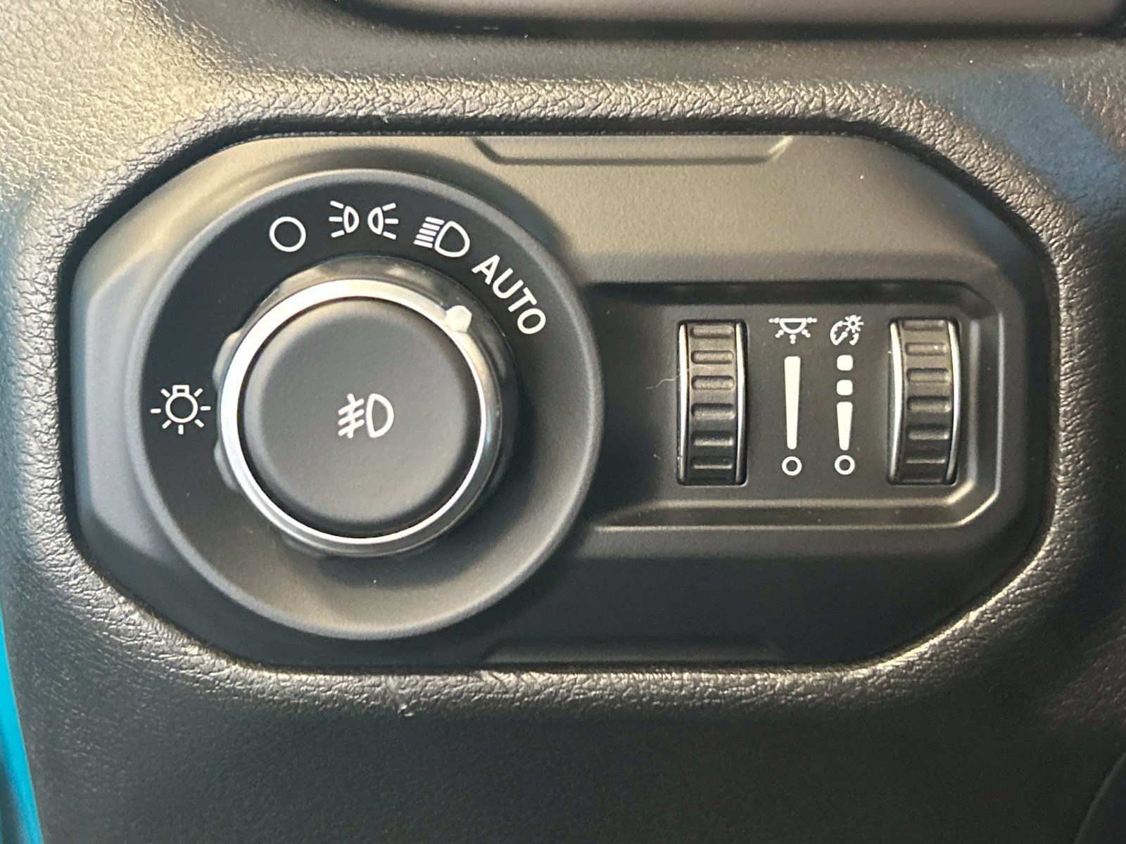 Used 2020 Jeep Wrangler Unlimited Sport S AWD/4WD image 18