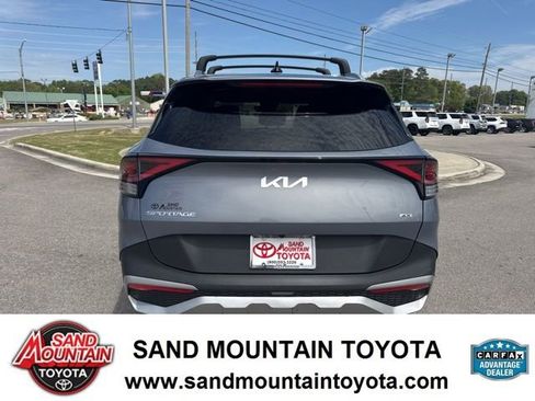 Used 2023 Kia Sportage EX AWD/4WD image 4