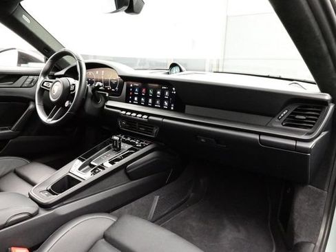 Certified 2025 Porsche 911 Carrera GTS RWD image 15