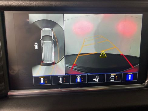 Used 2023 GMC Yukon Denali image 21