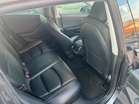 Used 2021 Tesla Model 3 Long Range image 15