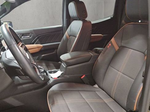 Used 2023 GMC Canyon AT4 w/ Canyon Safety Plus Package AWD/4WD image 12