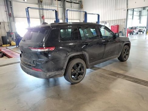 Used 2023 Jeep Grand Cherokee L Limited w/ Luxury Tech Group II AWD/4WD image 7