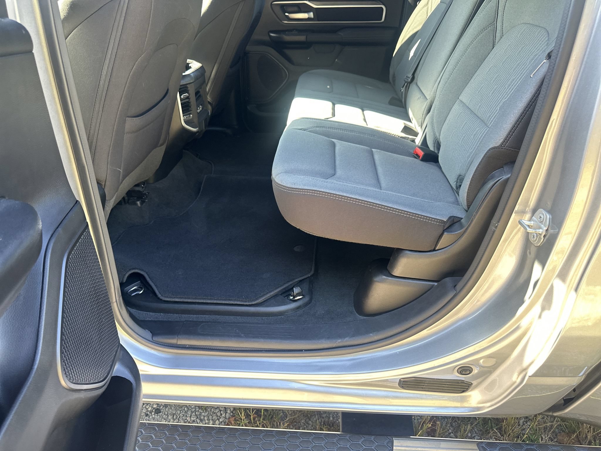 Used 2023 RAM 1500 Big Horn AWD/4WD image 20