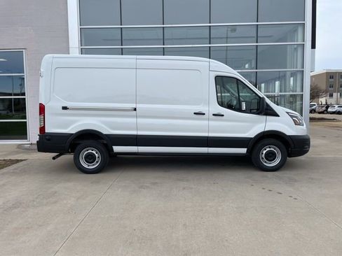 New 2025 Ford Transit 250 148 Medium Roof image 4