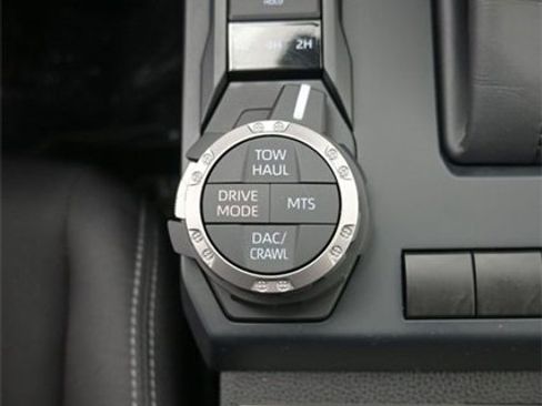 Used 2024 Toyota Tacoma 4x4 Double Cab image 11