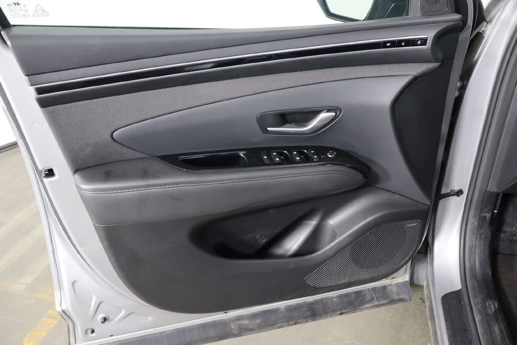 Used 2022 Hyundai Tucson Limited w/ Cargo Package AWD/4WD image 19