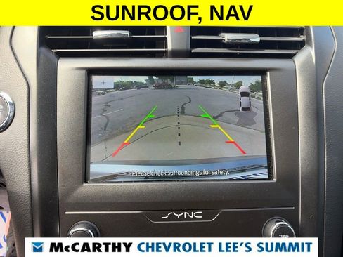 Used 2020 Ford Fusion SE w/ Equipment Group 151A FWD image 11