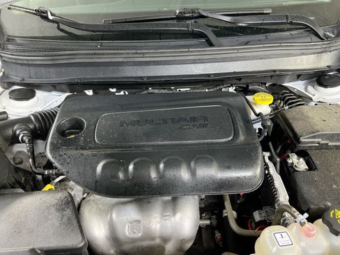 Used 2023 Jeep Cherokee Altitude Lux AWD/4WD image 29