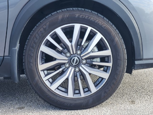 Used 2024 Nissan Kicks SV FWD image 10