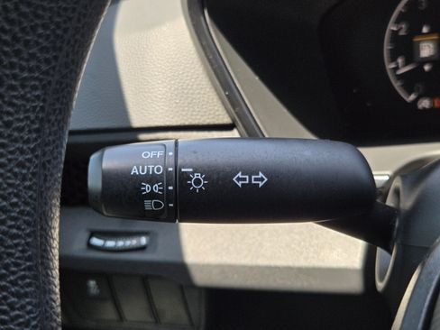 Used 2023 Honda CR-V EX image 19