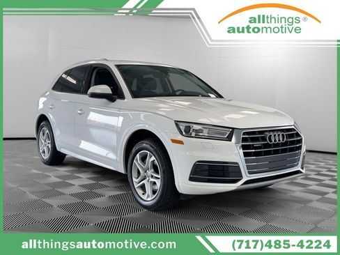 Used 2018 Audi Q5 2.0T Premium w/ Convenience Package AWD/4WD image 1