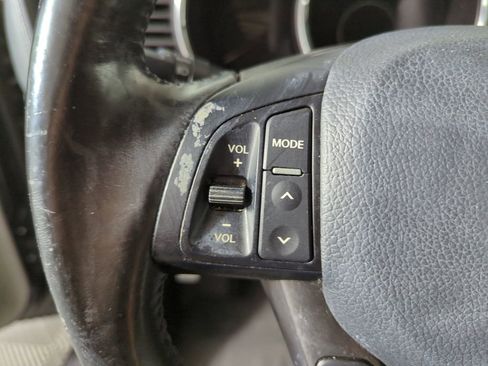 Used 2011 Kia Optima EX image 26