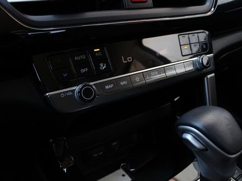 Used 2024 Kia Seltos X-Line AWD/4WD image 17
