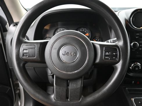 Used 2016 Jeep Patriot Sport AWD/4WD image 12