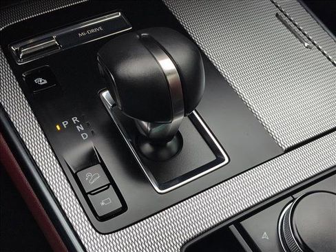 Used 2025 MAZDA CX-70 Plug-In Hybrid w/ Premium Plus image 18