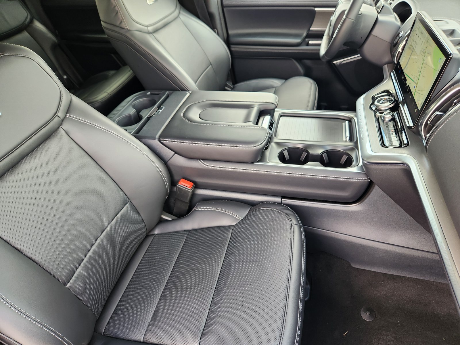 New 2026 Ford Expedition Platinum AWD/4WD image 13