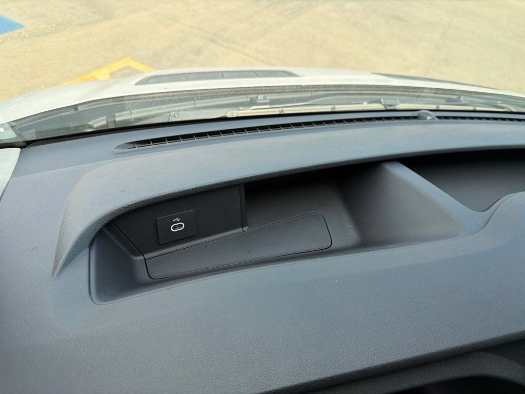 New 2026 Ford Transit 150 148 Medium Roof AWD image 27