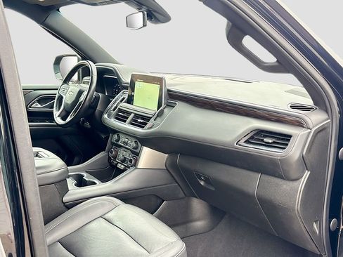 Used 2022 Chevrolet Suburban LT image 31
