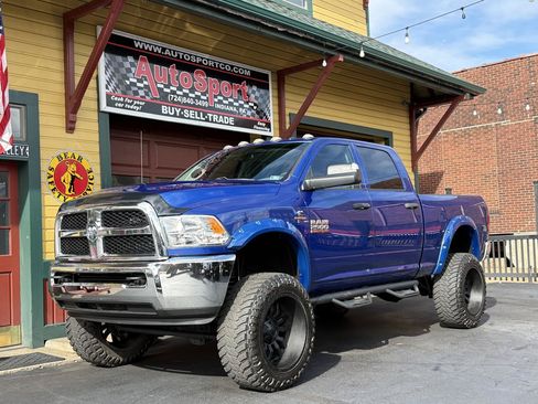 Used 2018 RAM 2500 Tradesman w/ Chrome Appearance Group AWD/4WD image 19